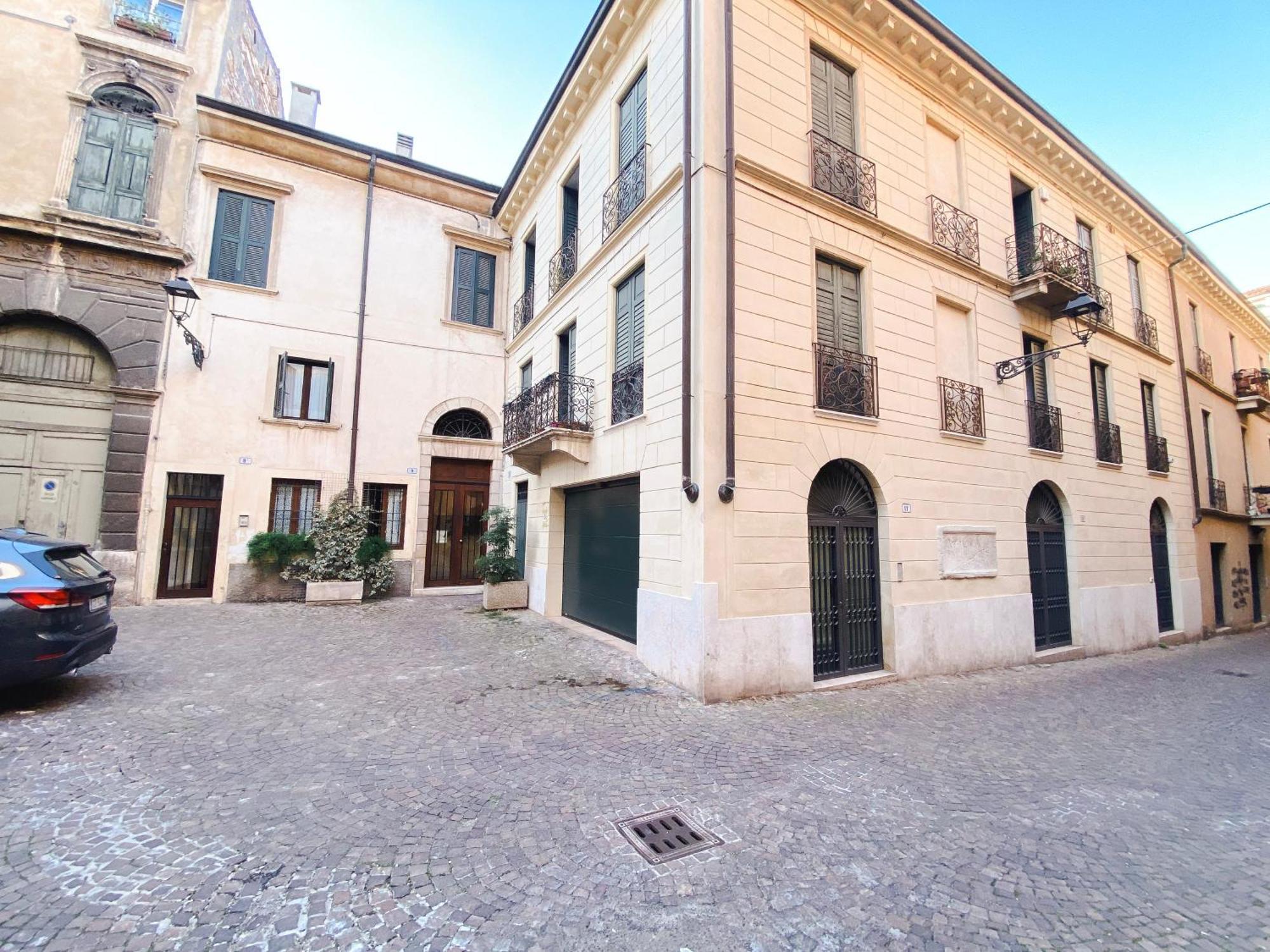 Santacecilia Apartment Βερόνα Εξωτερικό φωτογραφία